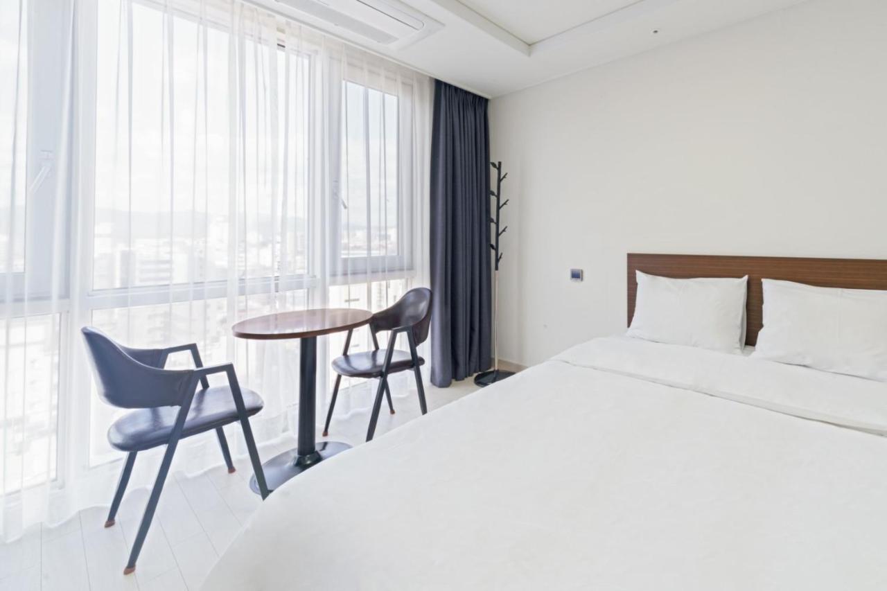 The Venezia Suite Hotel チュンチョン エクステリア 写真